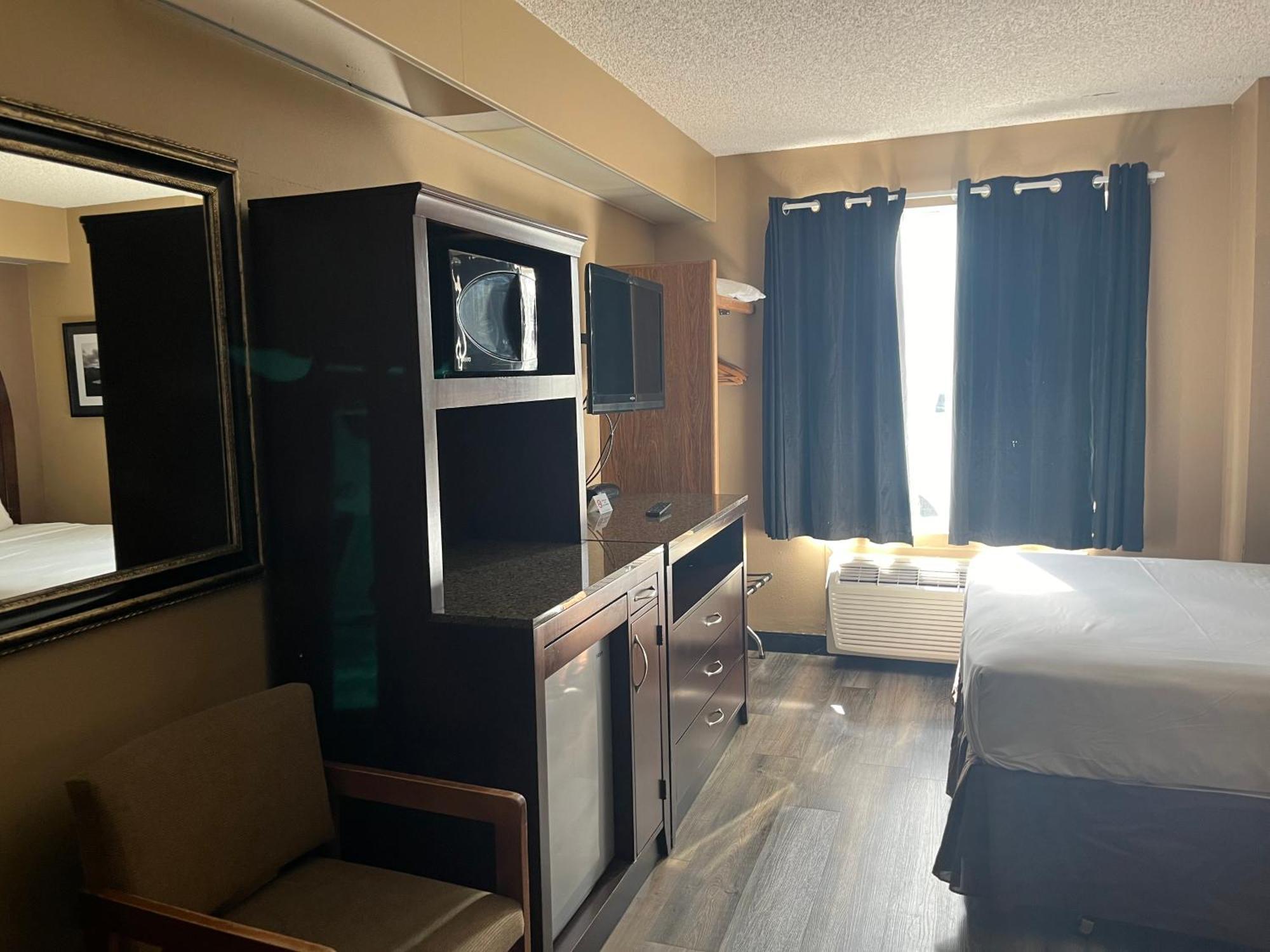 Americas Best Value Inn קליספל מראה חיצוני תמונה